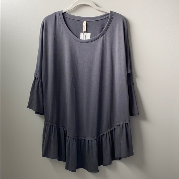 Wishlist Tops - WISHLIST Bethany Ruffle Hem Top, Size S/M